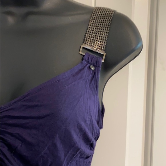 Guess purple top - Picture 2 of 5